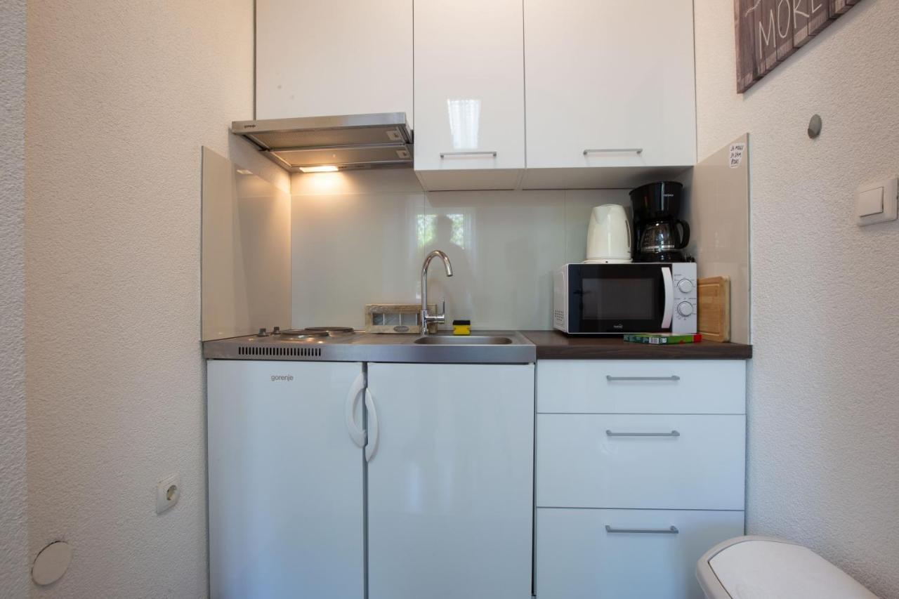 Lilly Studio Apartments Zadar Exterior foto